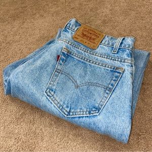 Levi’s 560 Loose Fit Tapered Leg Jeans